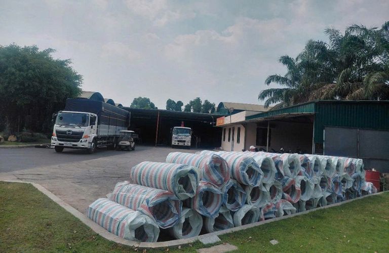 Hưng Phú Gia Group chuyên cung cấp các loại tấm Poly chất lượng, giá tốt